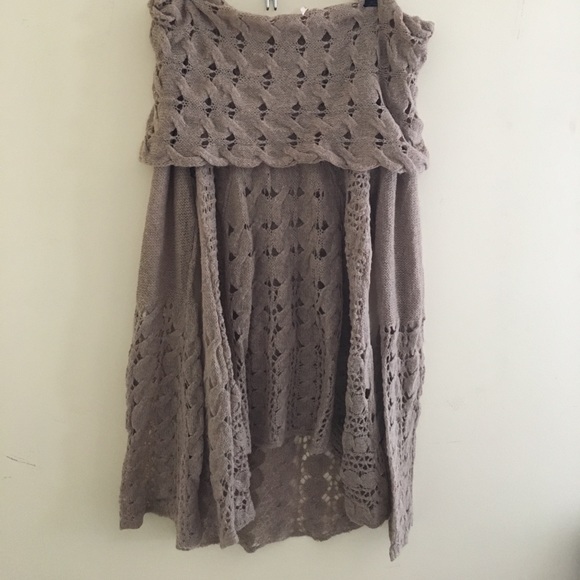Free People Sweaters - Free People crochet off-shoulder sweater!